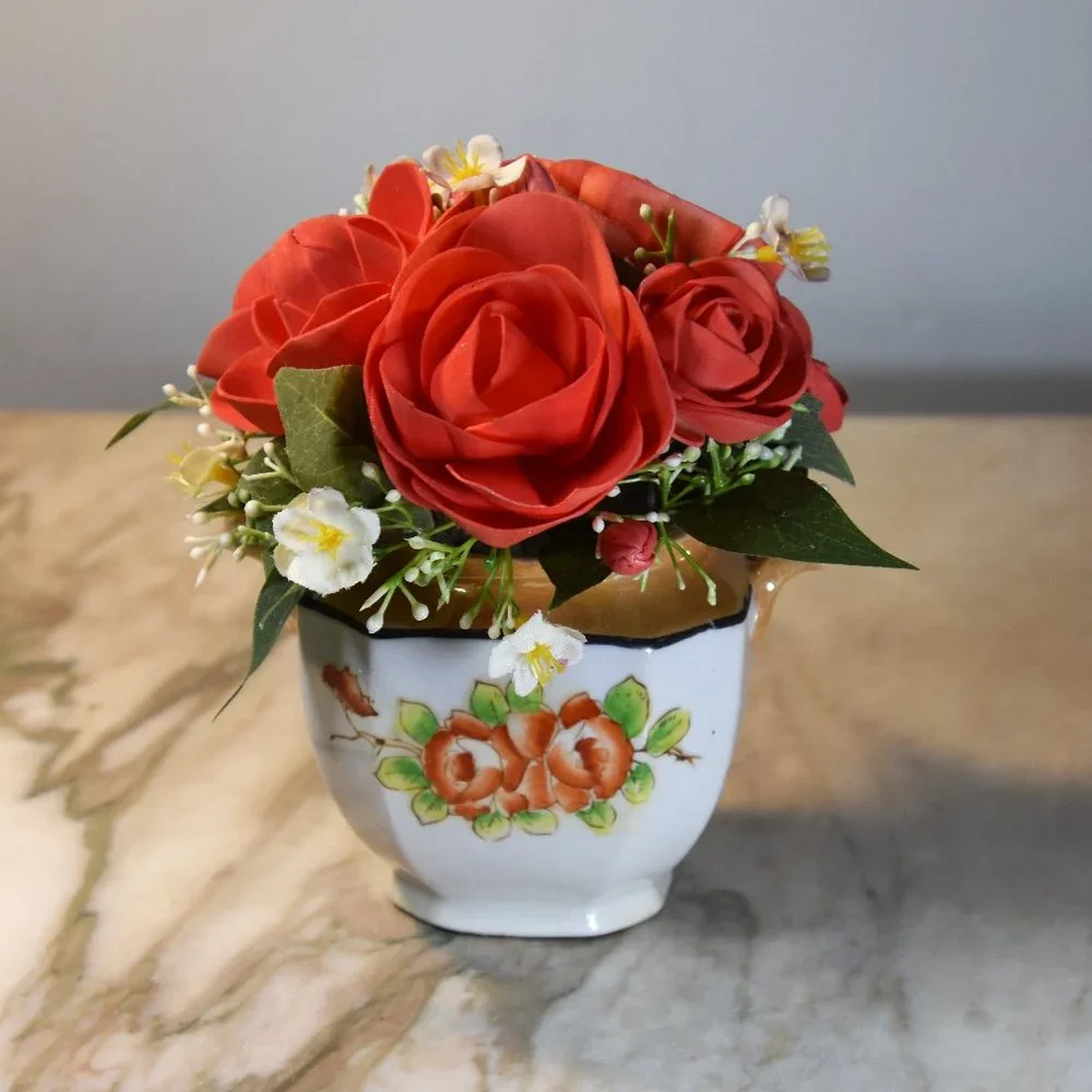UPCYCLING at it's best! Vintage lusterware sugar bowl w/airbrushed Sola flowers
